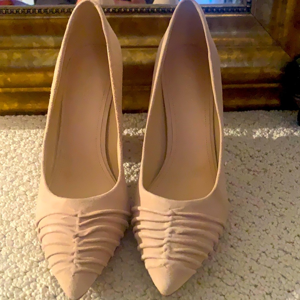 Brand new, suede blush block heel.